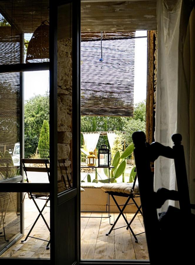 Can Tat, Loft In A Old Coach House Sant Jordi Desvalls Exterior foto